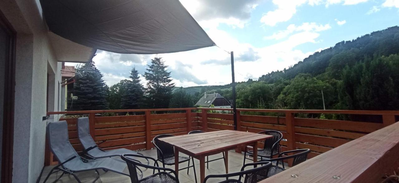 Apartamenty Karkonosze Gory Izerskie Piechowice  Extérieur photo